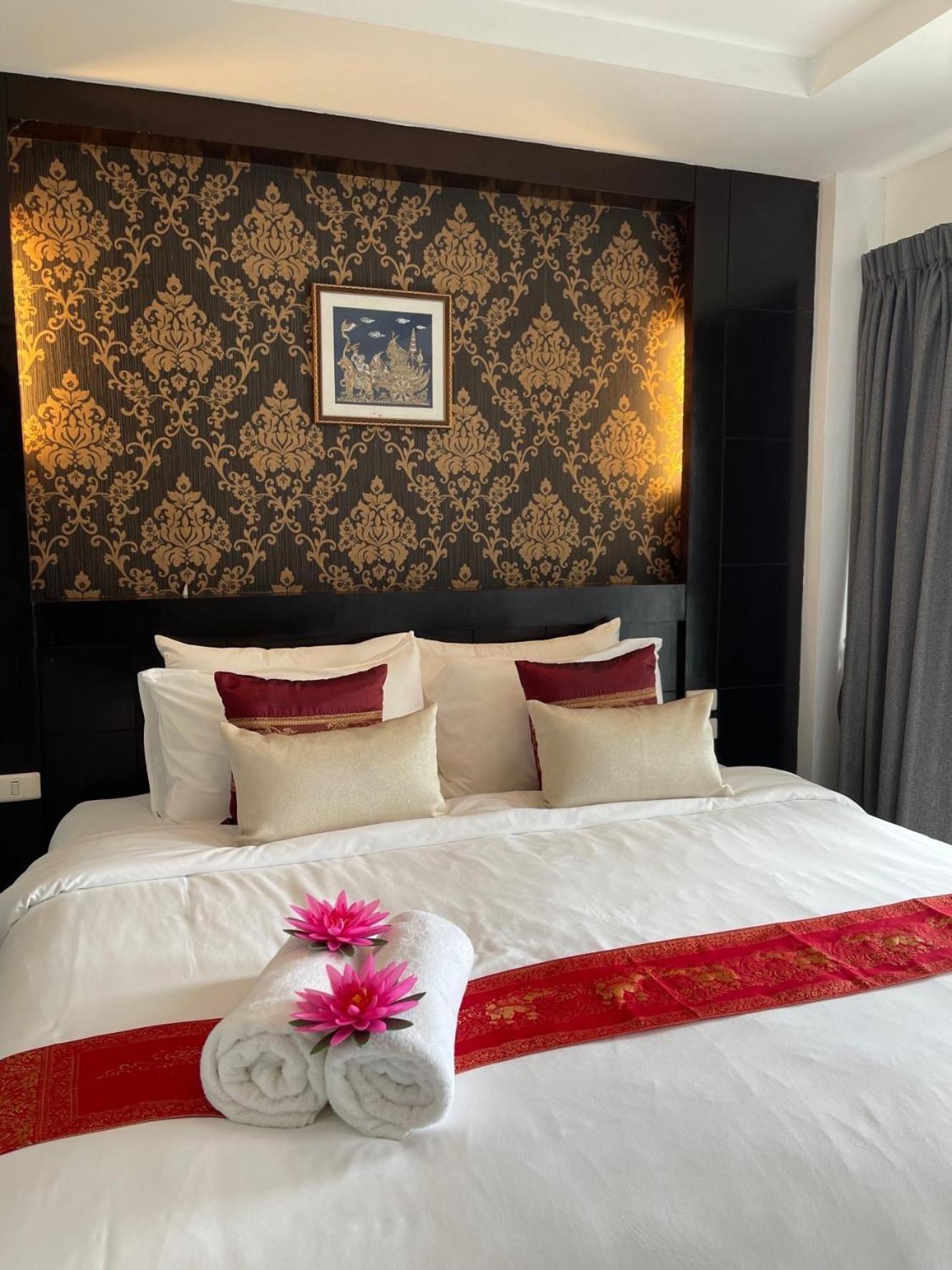 Tongrat Boutique Hotel Patong Extérieur photo