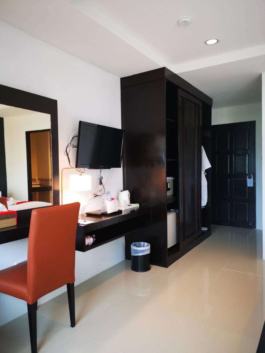 Tongrat Boutique Hotel Patong Extérieur photo